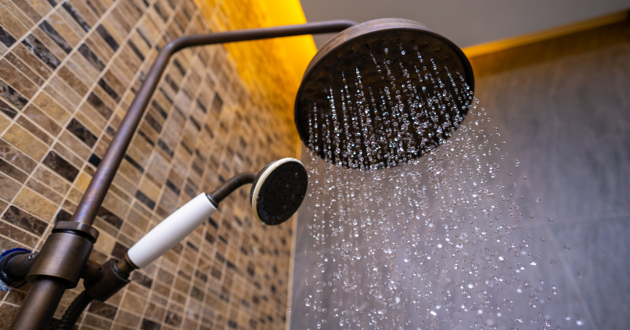 シャワーヘッドの水漏れの原因と予防・対処法【質の良いものとは？】